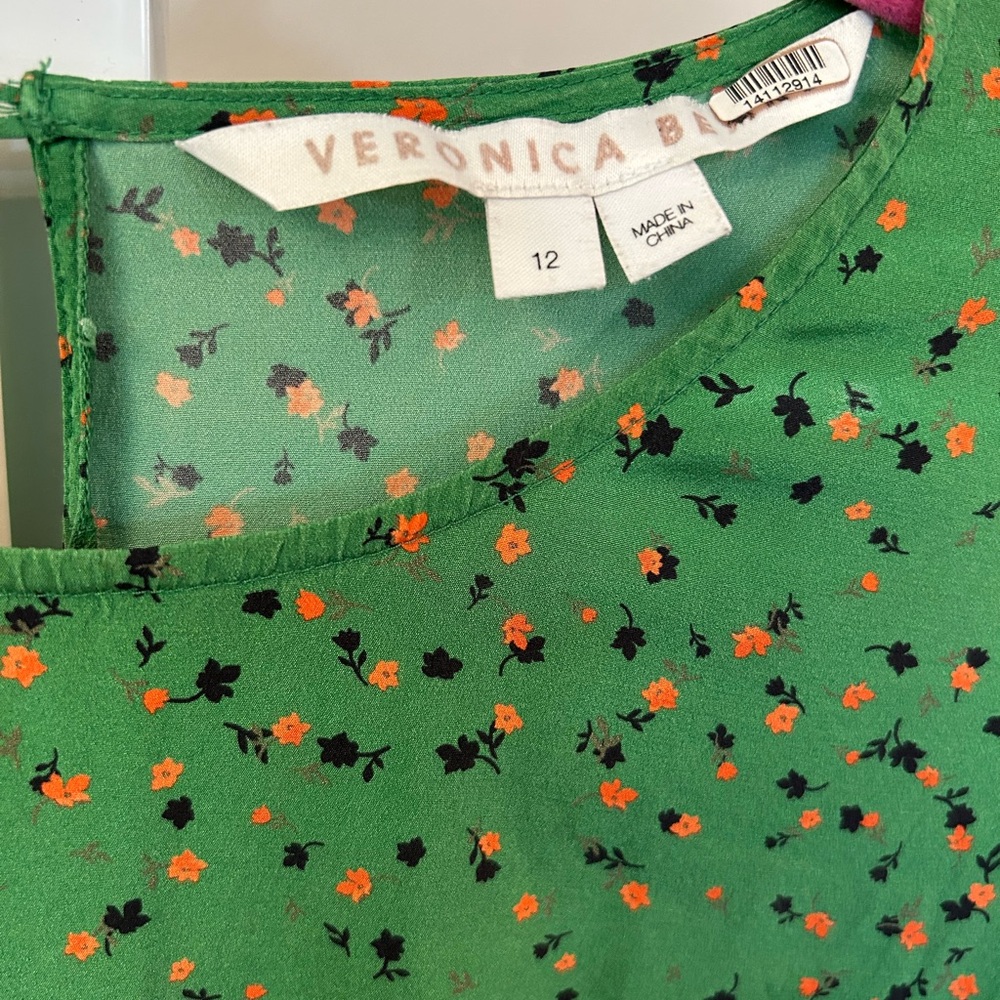 Veronica Beard Green Star Print Mini Dress - Picture 7 of 8